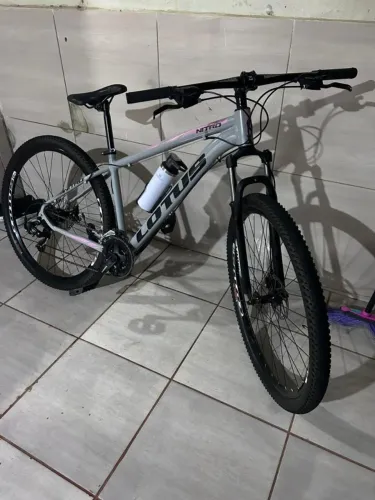 Bicicleta Lotus Nitro 21 Velocidade Nova Pouco Tempo De Uso 