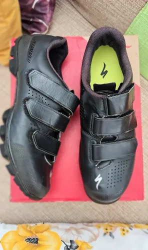 Sapatilha Specialized Tam 38/39 <br>Usada em excelente estado.<br>R$ 30