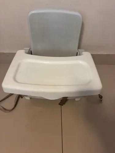 Cadeirinha de alimentação portátil 