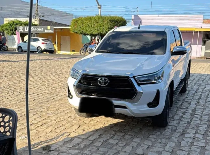 Toyota Hilux CD SRV 4X4 2.8 TDI Diesel Aut. 2022
