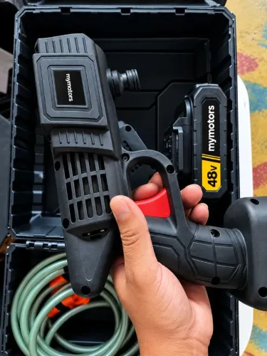 Lavadora portátil de alta pressão 2 baterias 48V com maleta mangueira e bicos