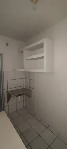 Imóvel para locação no Benfica, 1quarto, 1wc, cozinha, próximo à AV. 13 de Maio