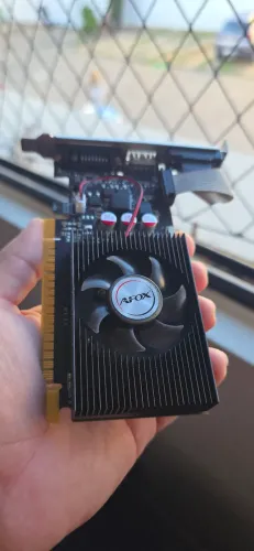 Placa de video Nvidia gt730 2gb