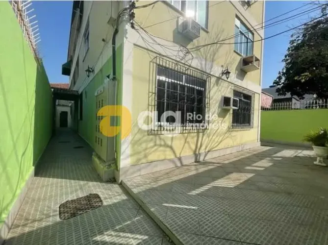 APTO VAZIO - 2 QTS - TODO REFORMADO - MUITO LINDO - VALQUEIRE