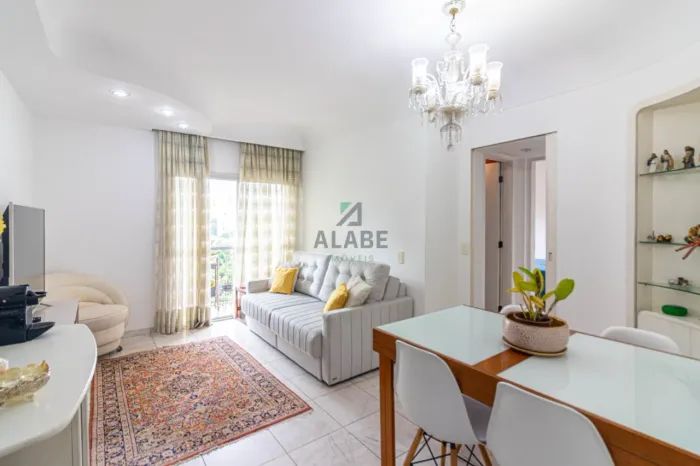 Apartamento para venda em Vila Olímpia com 2 quartos, sendo 1 suíte, 70m²