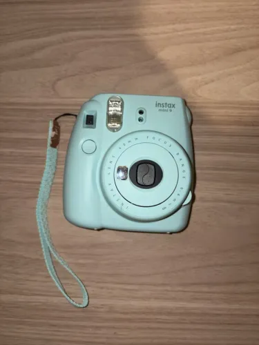 Câmera Instax Mini 9