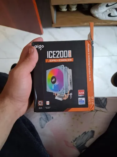 Cooler Aigo ICE200 Pro RGB - Compatível AM4 / AM5 / LGA1700