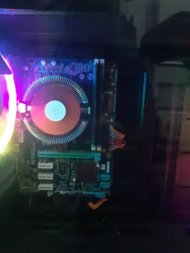 Placa mãe com processador i3 8gb ddr3