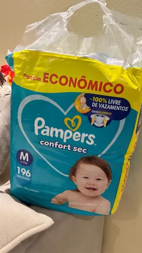 Fralda Pampers comfort sec tamanho M 