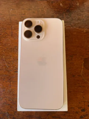 iPhone 16 pro Max 256g