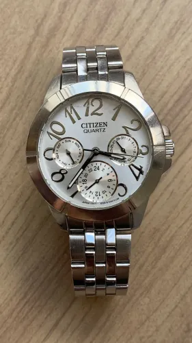 Relógio CITIZEN Quartz JAPAN Impecável! Perfeito!