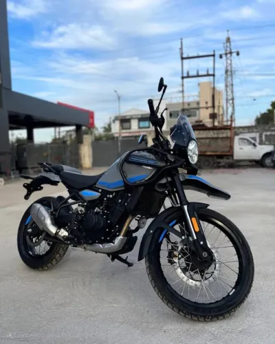 Himalayan 450cc Poppy Blue - Duvallyer Rodrigues - 21- * - Royal Enfield