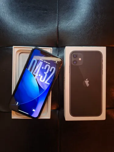 iPhone 11 64gb + Carregador & Caixa