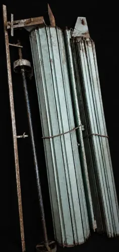 2 portas de aço enrolarr completa tamanho ( altura 2,50 x 4,00 largura)