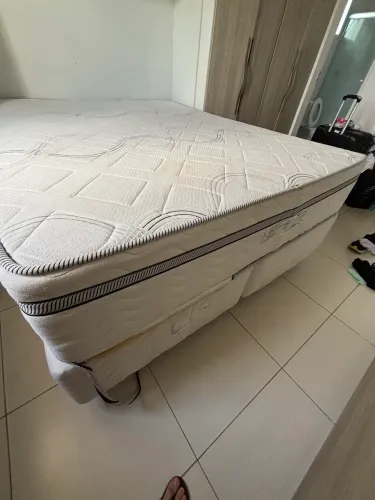 Cama Queen (Colchão + Box)