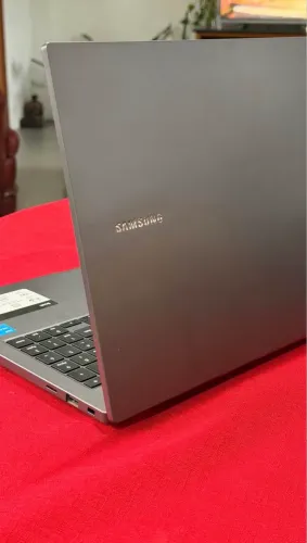 Vendo notebook Sansung Book