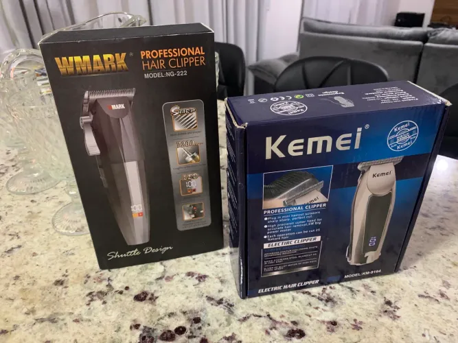 Vendo kit Barbeiro maquina de cortar e acabamento cabelo