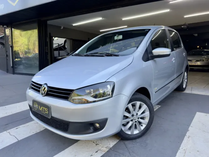 Volkswagen Fox 1.6 MI Total Flex 8V 5P 2011