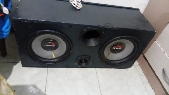 Vende um som automóvel sem a força 