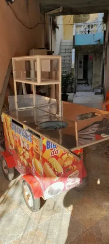 Vende-se carrinho de cachorro quente