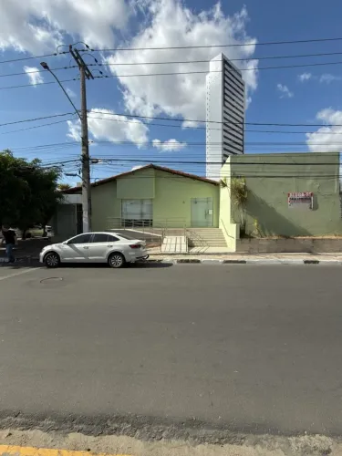 Ponto comercial no universitário com 420 metros