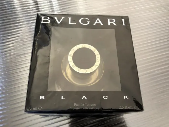 RELÍQUIA ABSOLUTA: BVLGARI BLACK 75ML (LACRADO)