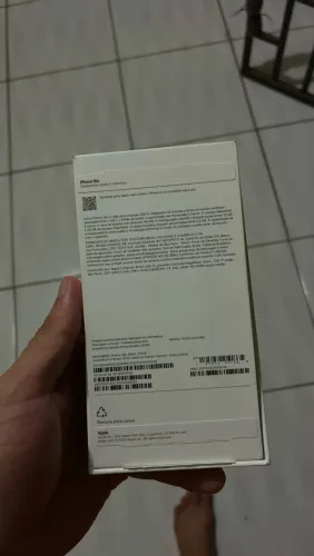 Caixa do iPhone 16e