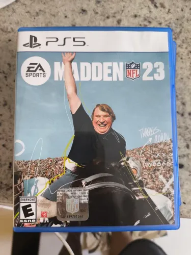 MADDEN NFL 23 - PS5