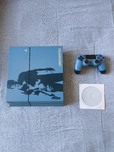 PS4 Edição Especial Uncharted Desblq com jogos