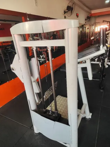 Máquina de coice articulado "Glúteo"