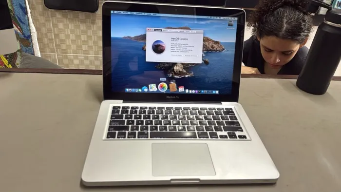 MacBook Pro 13? i5 2012 8gb 128ssd 