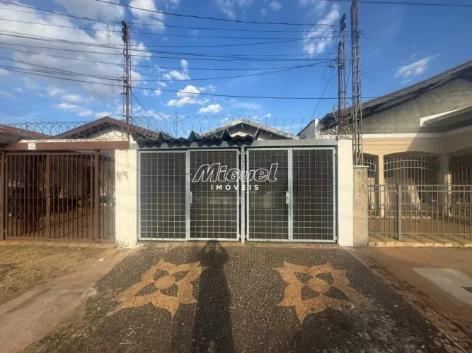 Casa em Jaraguá, Piracicaba - 3 quartos, suíte, quintal | Venda R$ 2.300,00