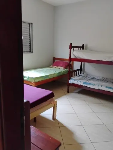 ALUGO CASA NA PRAIA em Ilha Comprida-SP p/FDS e Feriados - 300 mts da praia - 10 pessoas p