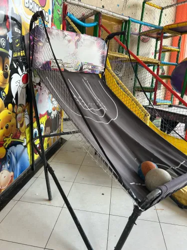 VENDO BRINQUEDOS PARA PLAYGROUND