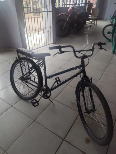 Bicicleta Aro 26 à Venda - R$ 400