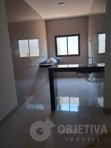 Casa à venda, 3 quartos, 1 suíte, 2 vagas, SANTA MONICA - UBERLANDIA/MG
