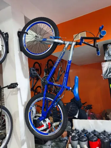Bicicleta aro 20 BMX ABSOLUTE