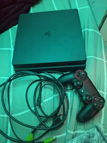 Ps4 novo um controle só