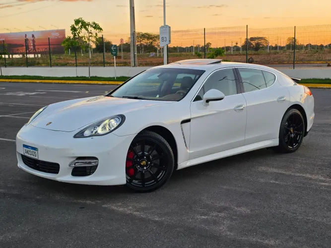 Porsche Panamera Turbo 4.8 500cv/520cv 2010