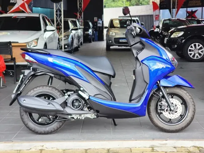 Fluo 125 ABS Hybrid Connected - Praticamente Zero Km. Aceito troca e Financio