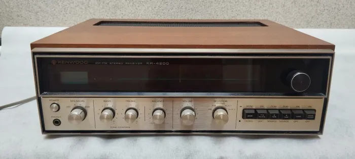 Receiver Kenwood KR-4200