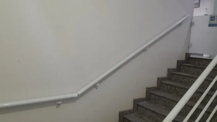 Corrimão de Parede em Aluminio Tubular