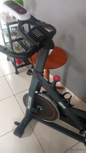 Bicicleta ergométrica odin fit Pace 2500