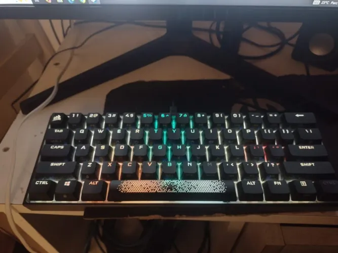 Teclado Mecânico Corsair