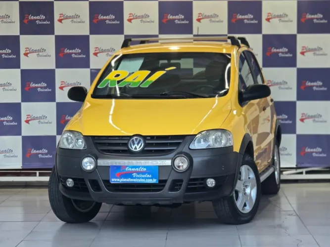 Volkswagen Crossfox 1.6 MI Total Flex 8V 5P 2008