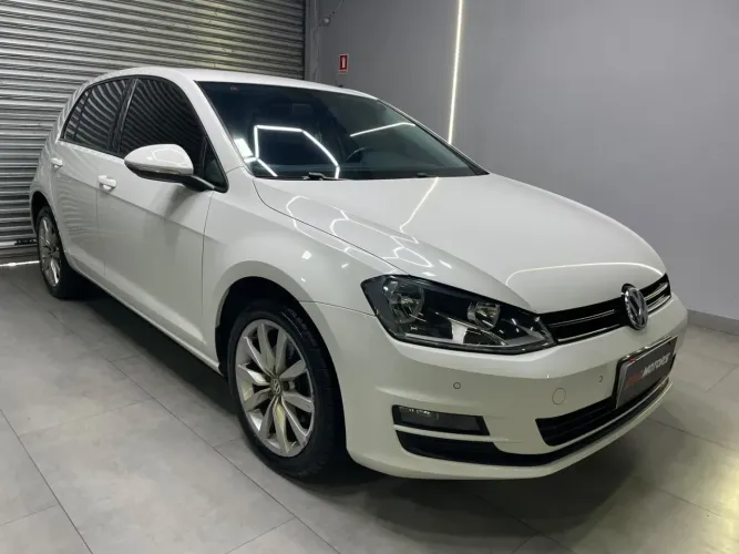 Volkswagen Golf Comfortline 1.6 MSI Total Flex Aut. 2016