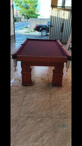 Mesa de sinuca clássica muito nova, para pessoas exigentes 