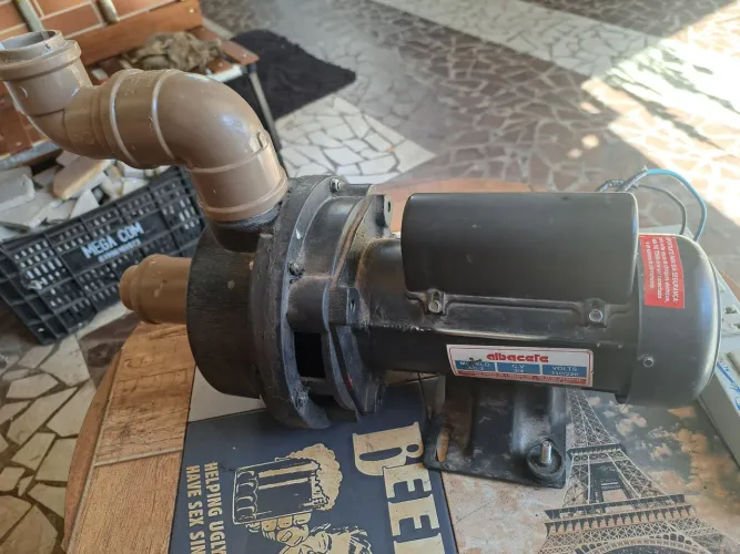 Bomba d'água