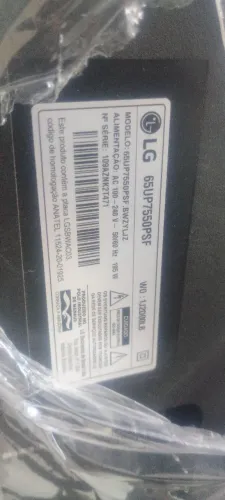LG de 65 polegadas seme nova para Retirada de Peças 