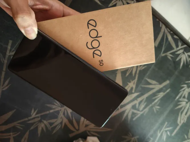 Vendo Motorola Edge 50
